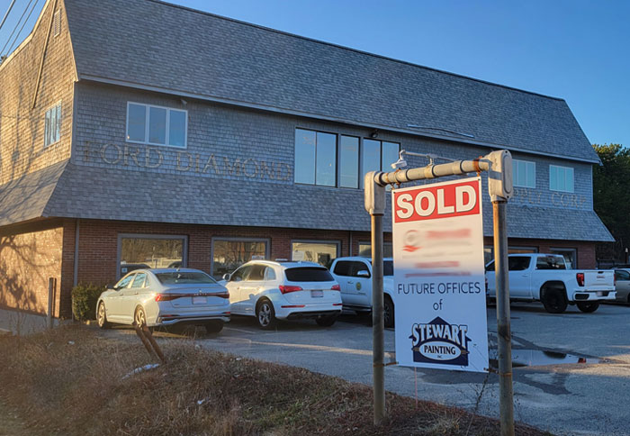 529 Higgins Crowell Rd, West Yarmouth, MA