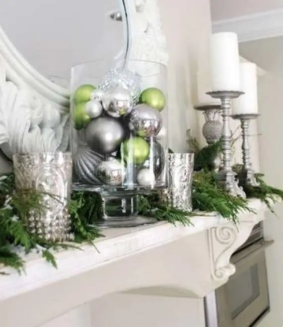 green holiday mantel